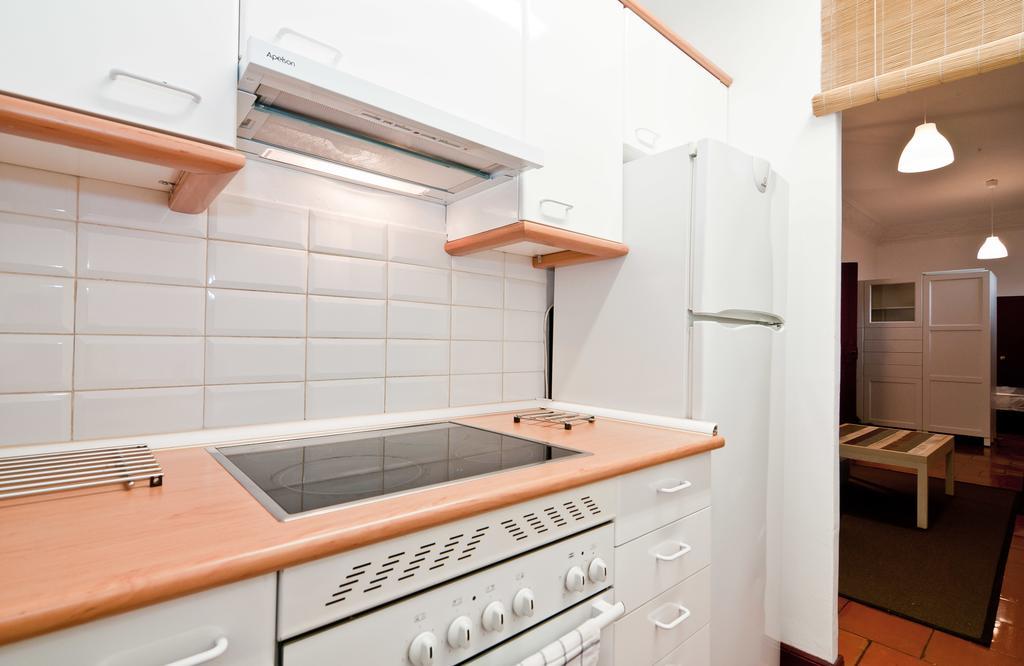 Apartamentos Madrid Retiro Rom bilde