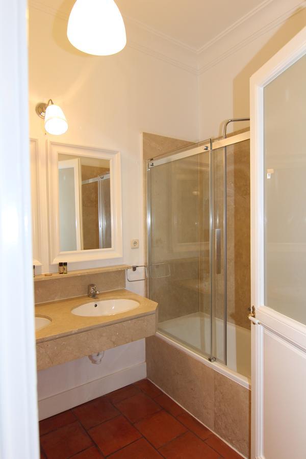 Apartamentos Madrid Retiro Eksteriør bilde